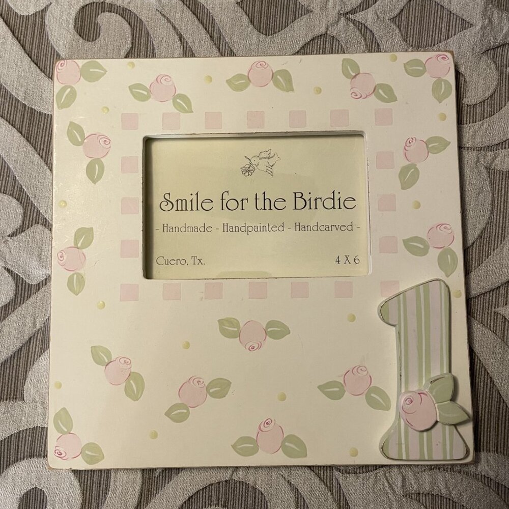 Smile For The Birdie Handpainted Handcarved Photo Frame Number #1 Flowers EUC